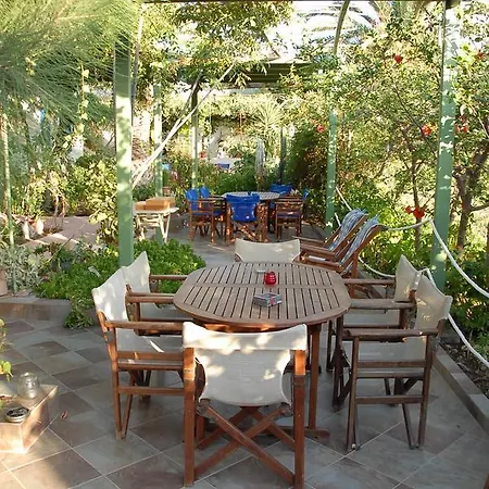 Lilo's Livadi (Astypalaia)