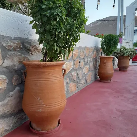 Lilo's * Livadi (Astypalaia)
